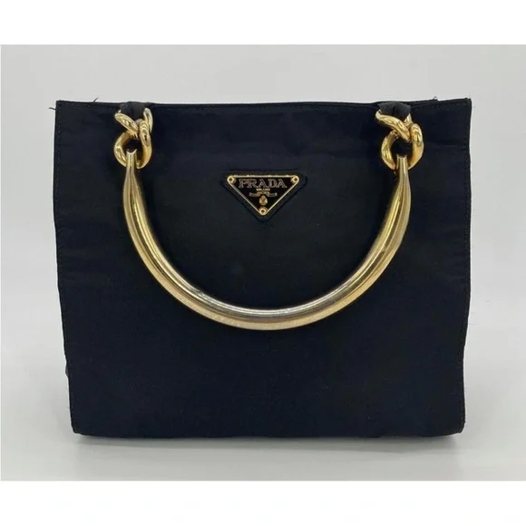 Prada bag - Picture 2 of 14